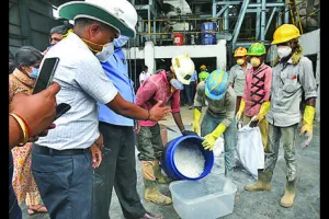 नवी मुंबई : तलोजा एमआईडीसी स्थित वेस्ट मैनेजमेंट लिमिटेड प्लांट में की गई ड्रग्स नष्ट करने की कार्रवाई