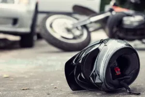 मुंबई में सड़क दुर्घटना में 27 वर्षीय बाइकर की मौत