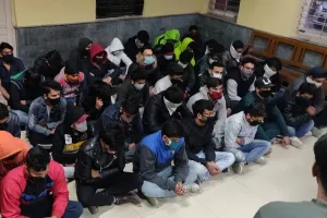 साकीनाका की एक बिल्डिंग में अवैध कॉल सेंटर; पुलिस ने मारा छापा 