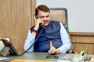 मुंबई : देवेंद्र फडणवीस ने प्रमुख बुनियादी ढांचा परियोजनाओं को पूरा करने में देरी के लिए बीएमसी अधिकारियों को फटकार लगाई