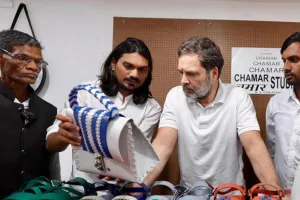 मुंबई : राहुल गांधी कांग्रेस नेता के बजाय एक यूट्यूबर के रूप में धारावी आए थे - संजय निरुपम