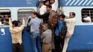 दिल्ली : सभी प्रमुख ट्रेनों में अगले कई दिन लंबी प्रतीक्षा सूची