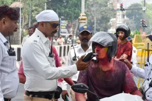 मुंबई : विशेष अभियान यातायात उल्लंघन के दौरान 1.79 करोड़ रुपये के 17,495 चालान