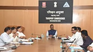 मुंबई : परिवहन विभाग को महाराष्ट्र भर में अतिक्रमण हटाने के लिए तत्काल कार्रवाई करने का निर्देश 