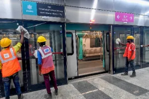 मुंबई: एमएमआरसी ने अंडरग्राउंड दो स्टेशनों की तस्वीरें जारी की