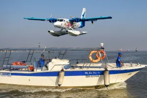 नवी मुंबई : जल टैक्सी  सुविधा वाला भारत का पहला अंतर्राष्ट्रीय हवाई अड्डा 