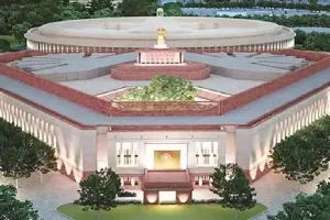 नई दिल्ली : संसद भवन के पास सुरक्षा एजेंसियों ने संदिग्ध गतिविधि के चल व्यक्ति को हिरासत में लिया