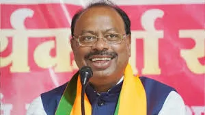 मुंबई : त्योहारों के मौसम में न तोड़ें लोगों के घर... राजस्व मंत्री चंद्रशेखर बावनकुले का स्पष्ट आदेश