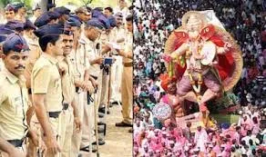 मुंबई : गणपति उत्सव और मराठा आरक्षण आंदोलन को देखते हुए पुलिसकर्मियों की छुट्टियां तत्काल प्रभाव से रद्द