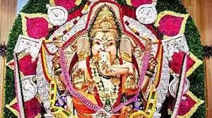 मुंबई : जी.एस.बी सेवा मंडल ने गणेशोत्सव के लिए 474.46 करोड़ रुपये का बीमा करवाया; अब तक का सबसे बड़ा बीमा
