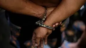 ठाणे : वैश्यावृत्ति रैकेट चलाने के आरोप में अभिनेता गिरफ्तार