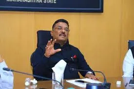 मुंबई : सरकार जल्द ही सभी पेट्रोल पंपों पर 