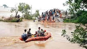 बीड : पिछले 70 वर्षों से बाढ़ से जूझ रहे हैं वसंतवाडी गांव के लोग