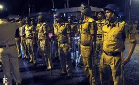 मुंबई : कुरान की बेअदबी के बाद इलाके में तनाव; अनहोनी से निपटने के लिए पुलिस की गश्त 