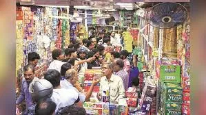 नई दिल्‍ली : दीपावली से खिला कारोबार, बाजारों में उमड़ी रौनक... कारोबार 5 लाख करोड़ के पार पहुंचने की उम्मीद