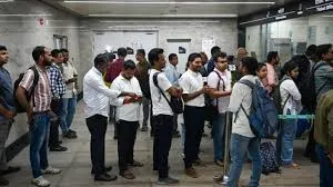 मुंबई : मेट्रो लाइन 3 ने अपने अंतिम चरण के शुभारंभ के दूसरे दिन भी यात्रियों की संख्या में उल्लेखनीय वृद्धि दर्ज की