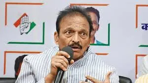 मुंबई : देश की जनता जान चुकी है कि वह ठगे जा रहे हैं - भाई जगताप; बिहार चुनाव को लेकर आए एग्जिट पोल, एसआईआर और वोट चोरी जैसे मुद्दों पर प्रतिक्रिया दी