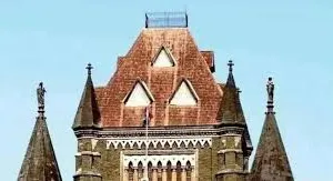 मुंबई : वकील ने बॉम्बे हाई कोर्ट को लेटर लिखकर स्कूल गर्ल की मौत के मामले में दखल देने की मांग की