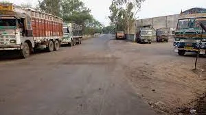 मुंबई : उत्पीड़न के खिलाफ कुरैशी समुदाय द्वारा किए गए विरोध प्रदर्शन के बाद; मवेशियों के परिवहन के लिए राज्य सरकार ने नए नियम जारी किए