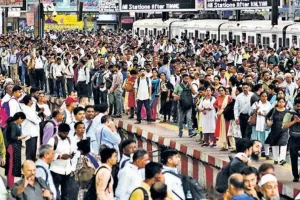 मुंबई के यात्रियों के लिए खुशखबरी! CSMT, दादर और LTT पर जल्द बनेंगे हाई-टेक 'प्रतीक्षा क्षेत्र', भीड़ प्रबंधन के लिए रेलवे का बड़ा कदम