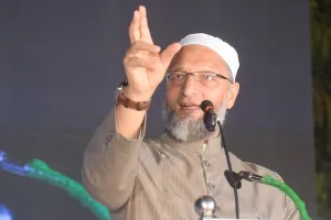 बिहार चुनाव 2025 में AIMIM की दमदार वापसी, 5 सीटों पर जीत और सीमांचल में बढ़ता राजनीतिक प्रभाव।