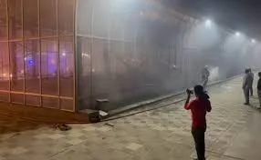 मुंबई कोस्टल रोड पर सुरंग के पास लगी आग, किसी के घायल होने की खबर नहीं