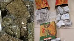 मुंबई: एयरपोर्ट कस्टम्स ने बैंकॉक से ₹20 करोड़ की ड्रग्स की तस्करी मामलों में 2 लोग गिरफ्तार