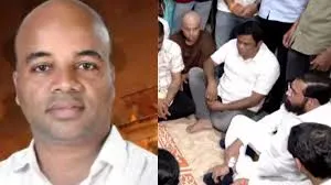 मुंबई : उपमुख्यमंत्री एकनाथ शिंदे ने खोपोली में मंगेश कालोखे की नृशंस हत्या की कड़े शब्दों में निंदा करते हुए इसे मानवता पर धब्बा बताया