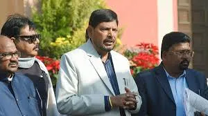 मुंबई : महायुति को बड़ा झटका, रामदास अठावले की आरपीआई स्वतंत्र रूप से लड़ेगी बीएमसी चुनाव