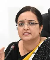 पुणे : अतिरिक्त नगर आयुक्त पवनीत कौर ने एक सख्त निर्देश जारी किया है, जिसमें सभी विभागों के प्रमुखों को निर्देश 