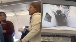 मुंबई-क्राबी फ्लाइट में हंगामा: देरी के कारण यात्रियों ने कॉकपिट की ओर भागा, 2 को उतराया