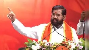 मुंबई के मेयर को लेकर मंथन तेज; एकनाथ शिंदे ने अपने 29 नगरसेवकों को मुंबई के ताज होटल में रखा
