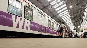 मुंबई : वेस्टर्न रेलवे ने 2 अहम ट्रेनों के टर्मिनल और कोच कंपोजिशन में अस्थायी बदलाव की घोषणा की