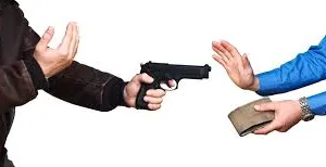 मुंबई : फोर्ट इलाके में दिनदहाड़े एक बड़ी डकैती; केन्याई महिला व्यापारी से 66.45 लाख कैश लूटे