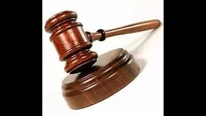 मुंबई : एमएमआरडीए पैसे के बदले मुआवज़े के तौर पर एकतरफ़ा तौर पर  टीडीआर नहीं थोप सकती