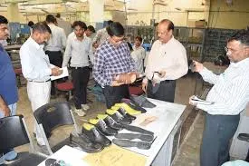 मुंबई : लेदर वर्कर्स के लिए स्किल ट्रेनिंग, पारंपरिक हुनर में आधुनिक तकनीक की ताकत
