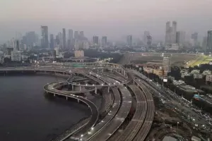 मुंबई कोस्टल रोड प्रमेनेड पर पैदल अंडरपास पर छत बनाएगी BMC, लागत ₹19 करोड़