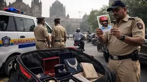 मुंबई : डिलीवरी ड्राइवर ₹69.74 लाख के हीरे के गहने लेकर भागा, पुलिस ने तलाश शुरू की
