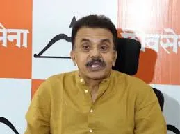 मुंबई : बांग्लादेशी के नाम पर लीगल फेरीवालों को परेशान करना बंद करें, बीएमसी और पुलिस कर्मियों को संजय निरुपम ने चेताया 