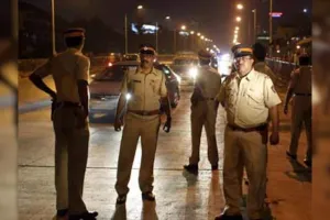 मुंबई: माहीम पुलिस ने जारी की वांटेड अपराधियों की सूची, सूचना देने पर तुरंत पुलिस को करें कॉल