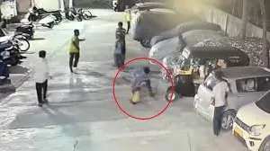 मुंबई: 4 साल के बच्चे को जमीन पर पटका, लोहे की रॉड से किया वार...मासूम से पिता के झगड़े का लिया बदला