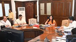 मुंबई में सफाई अभियान: BMC चीफ ने सॉलिड वेस्ट मैनेजमेंट वॉर रूम बनाने का आदेश दिया