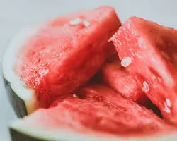 मुंबई में बिरयानी और तरबूज खाने के बाद एक ही परिवार के 4 लोगों की मौत, फूड पॉइजनिंग से गई जान