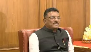 मुंबई : जमीन विवाद में मंत्री प्रताप सरनाईक पर मामला दर्ज