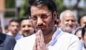 मुंबई : पार्थ पवार के वीएसआर वेंचर्स के निजी जेट से पुणे यात्रा करने के बाद विवाद