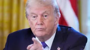 अमेरिका : ट्रंप के खिलाफ कितने अमेरिकी सांसद सीना तानकर हो गए खड़े, ईरान को लेकर कर दिया चैलेंज, लेकिन...