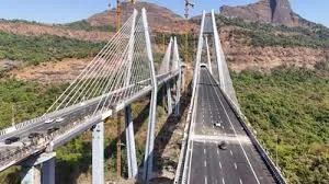 मुंबई - पुणे एक्सप्रेसवे का ‘मिसिंग लिंक’ आंशिक रूप से खुला, पुणे से मुंबई रूट अब भी बंद