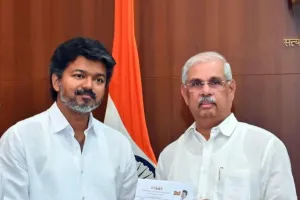 तमिलनाडु में राज्यपाल बनाम विपक्ष विवाद गहराया, दूसरी बार भी खाली हाथ लौटे TVK प्रमुख विजय