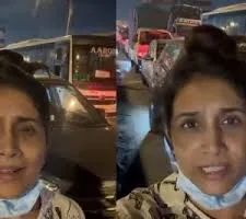 मुंबई-पुणे रूट पर 5 घंटे तक ट्रैफिक जाम में फंसी एक्ट्रेस सोनाली कुलकर्णी