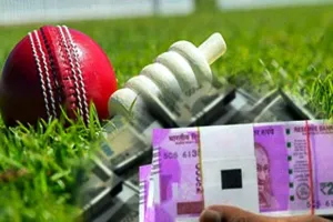 मुंबई में ऑनलाइन क्रिकेट बेटिंग रैकेट का भंडाफोड़, चारकोप पुलिस ने 3 लोगों को हिरासत में लिया